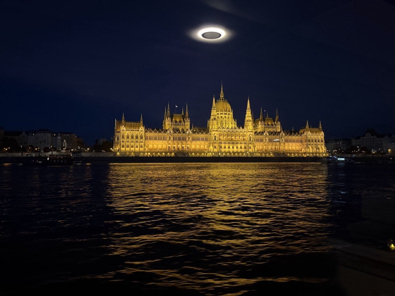 AI Itinerary vs. Reality: An Honest Budapest Test of MonkeyEatingMango